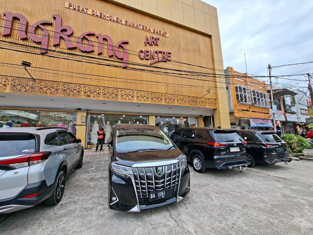 Galeri Artur Rent Car 14